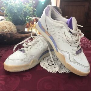 NIKE AIR Women’s Running Shoes Size 7